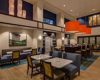 Hampton Inn & Suites Elyria - Elyria - Restaurante