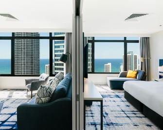 Voco Gold Coast - Surfers Paradise - Bedroom