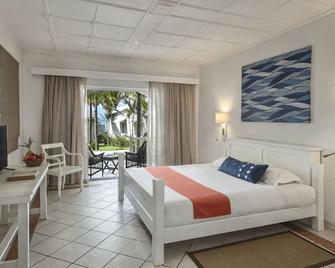 Astroea Beach Hotel - Blue bay - Slaapkamer