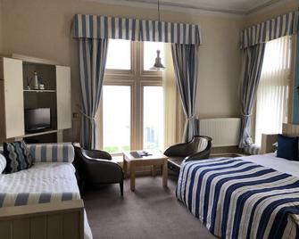 Staincliffe Hotel - Hartlepool - Bedroom