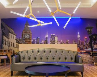 Fx Hotel Tainan - Tainan City - Lounge