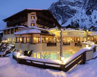 Tieflehner Hof Pitztalhaus Hotel - St. Leonhard im Pitztal - Gebäude