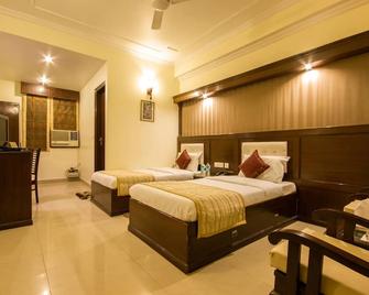 Hotel Grand Park-Inn - New Delhi - Bedroom