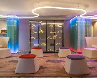 Hotel Sansi Barcelona - Barcelona - Lounge