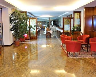 Euromotel Croce Bianca - Verona - Lobby