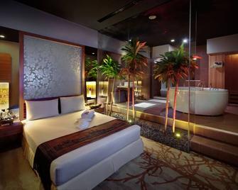 Nagaworld Hotel & Entertainment Complex - Phnompenh - Ložnice