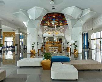 Hotel Riu Palace Punta Cana - Punta Cana - Lobby