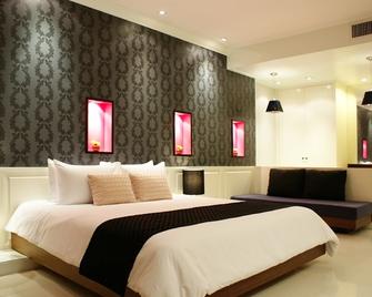 The Zign Hotel - Pattaya - Bedroom