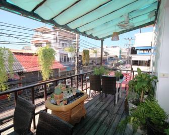 Hua Hin Paradise Guesthouse - Hua Hin - Balkon