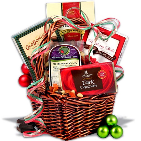 Free clipart gift basket.