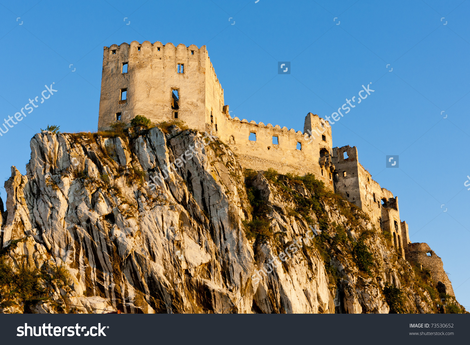 Ruins Of Beckov Castle, Slovakia Stock Photo 73530652 : Shutterstock.