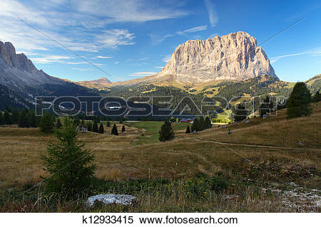 Stock Image of Gardena valley and Sassolungo (Langkofel) in.