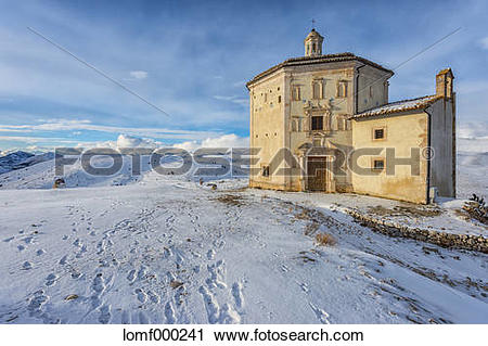 Stock Photography of Italy, Abruzzo, Gran Sasso e Monti della Laga.