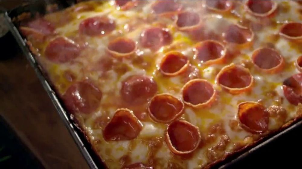 Jet\'s Pizza 8 Corner Pizza TV Commercial, \'Detroit Style\'.