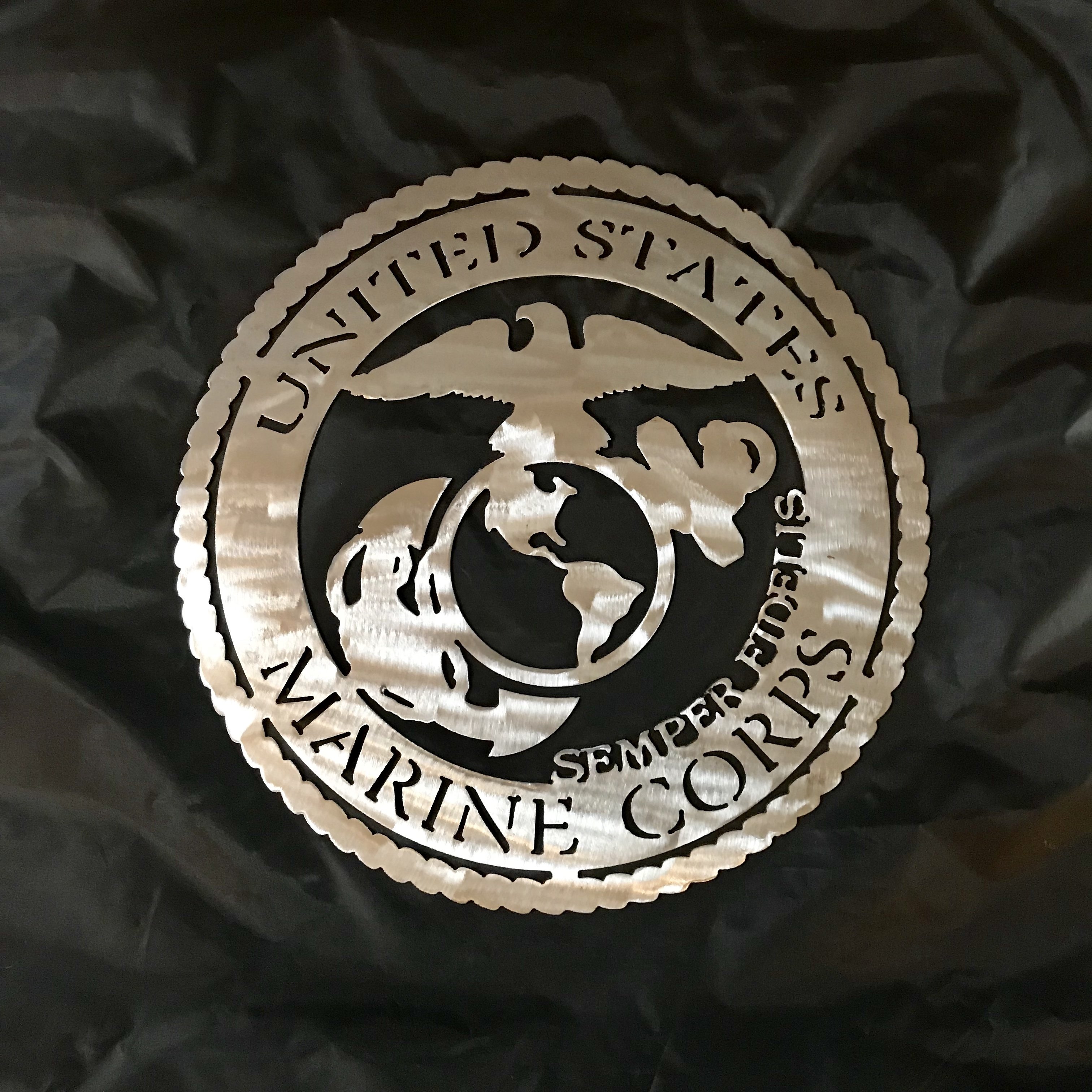 US MARINE CORP. LOGO.