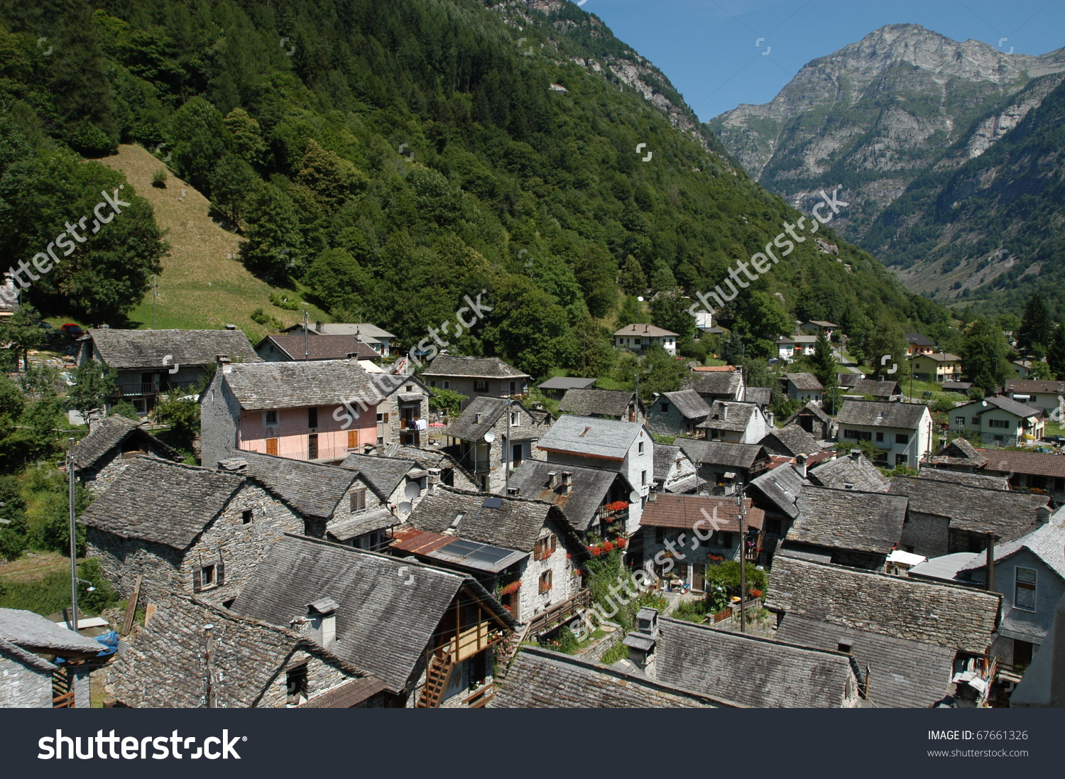 Village Sonogno On Verzasca Valley Stock Photo 67661326.