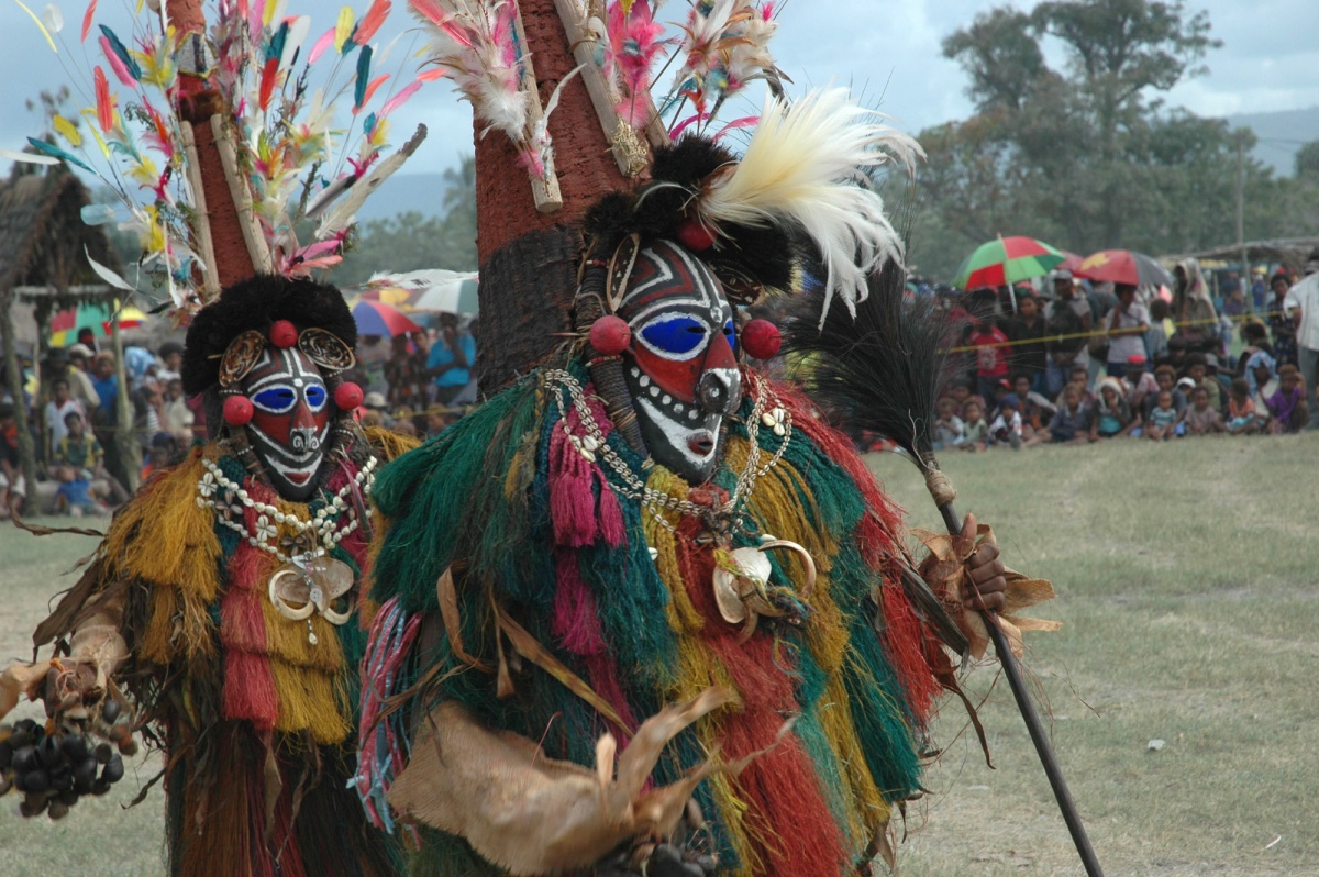 Visit PNG\'s last tribe of cannibals.