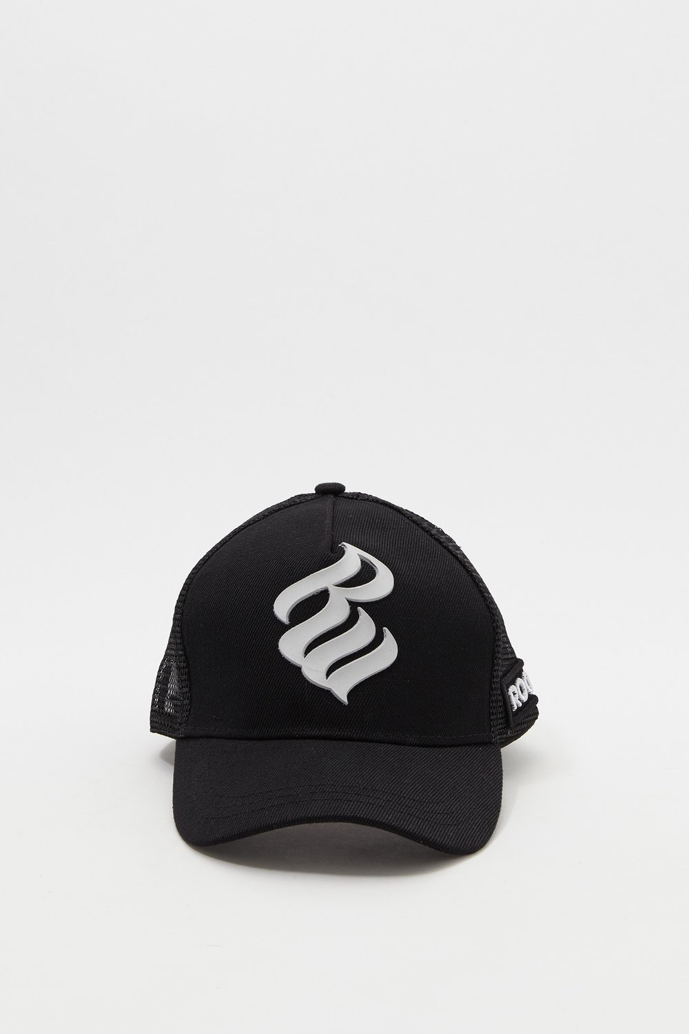 Boys Rocawear Logo Netted Baseball Hat.