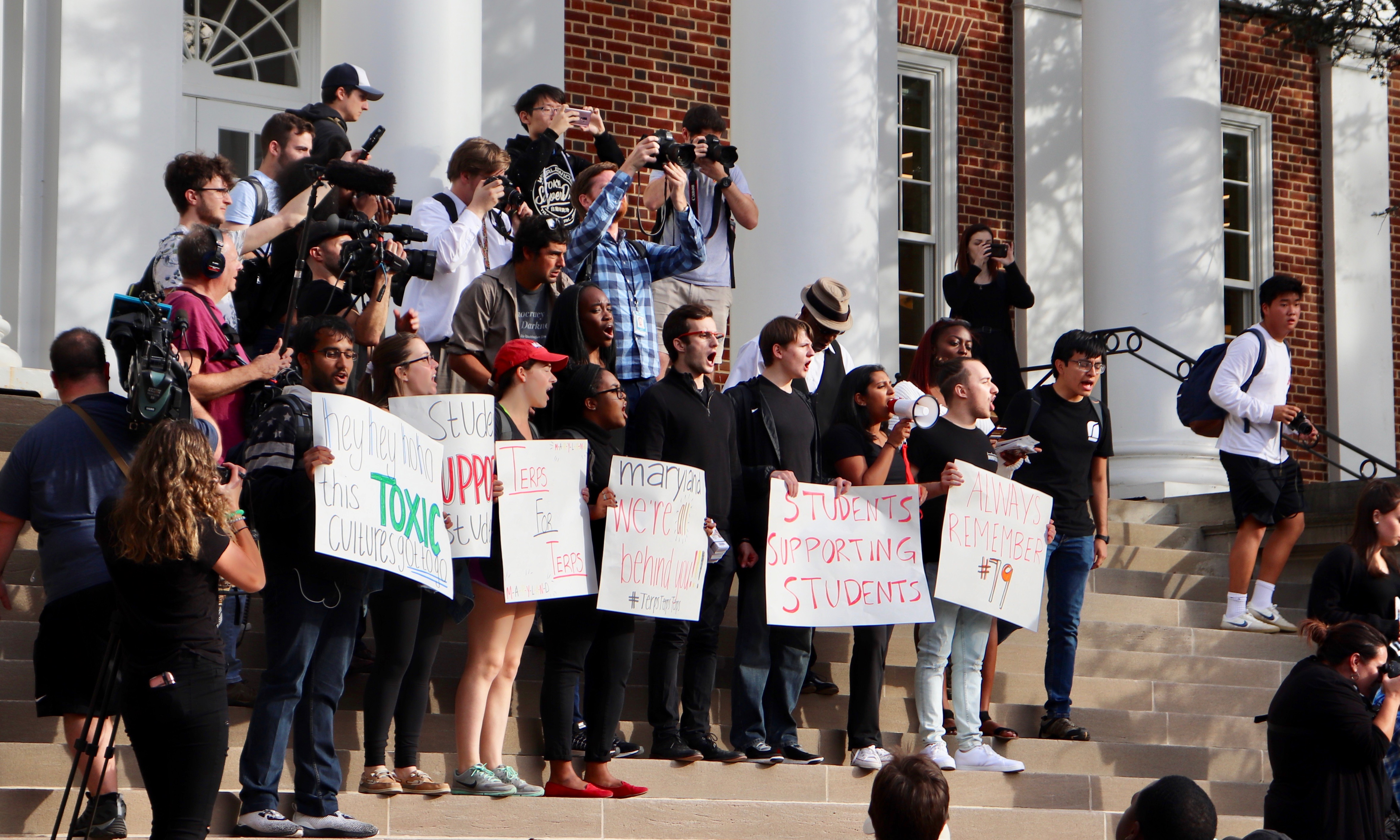 COLLEGE PARK – On the porch of the Administration building, the ...