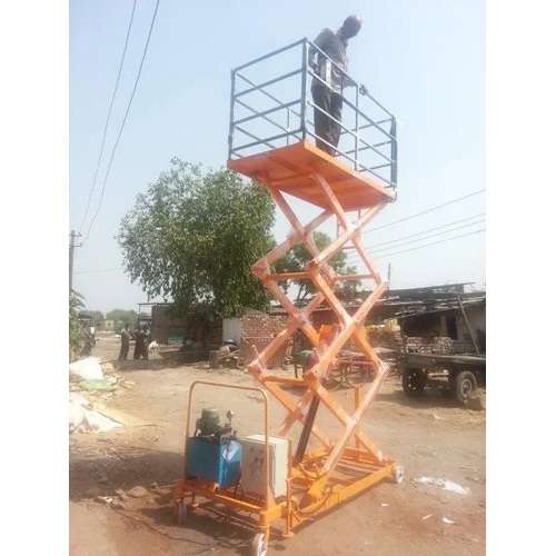 Hydraulic Lifting Trolley - Attributes: Durable