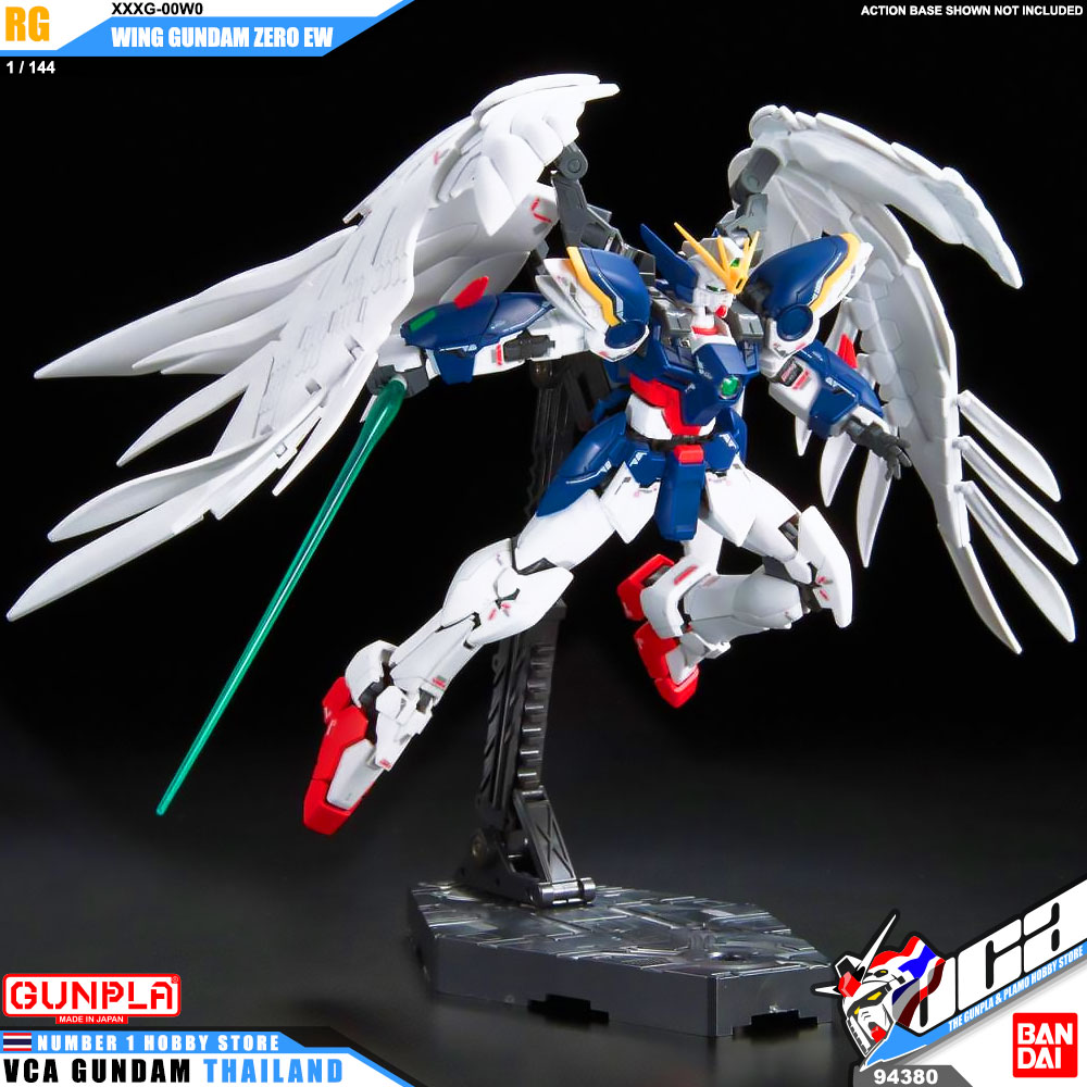 Bandai Real Grade RG XXXG-00W0 WING GUNDAM ZERO EW Wing Gundam Zero Custom