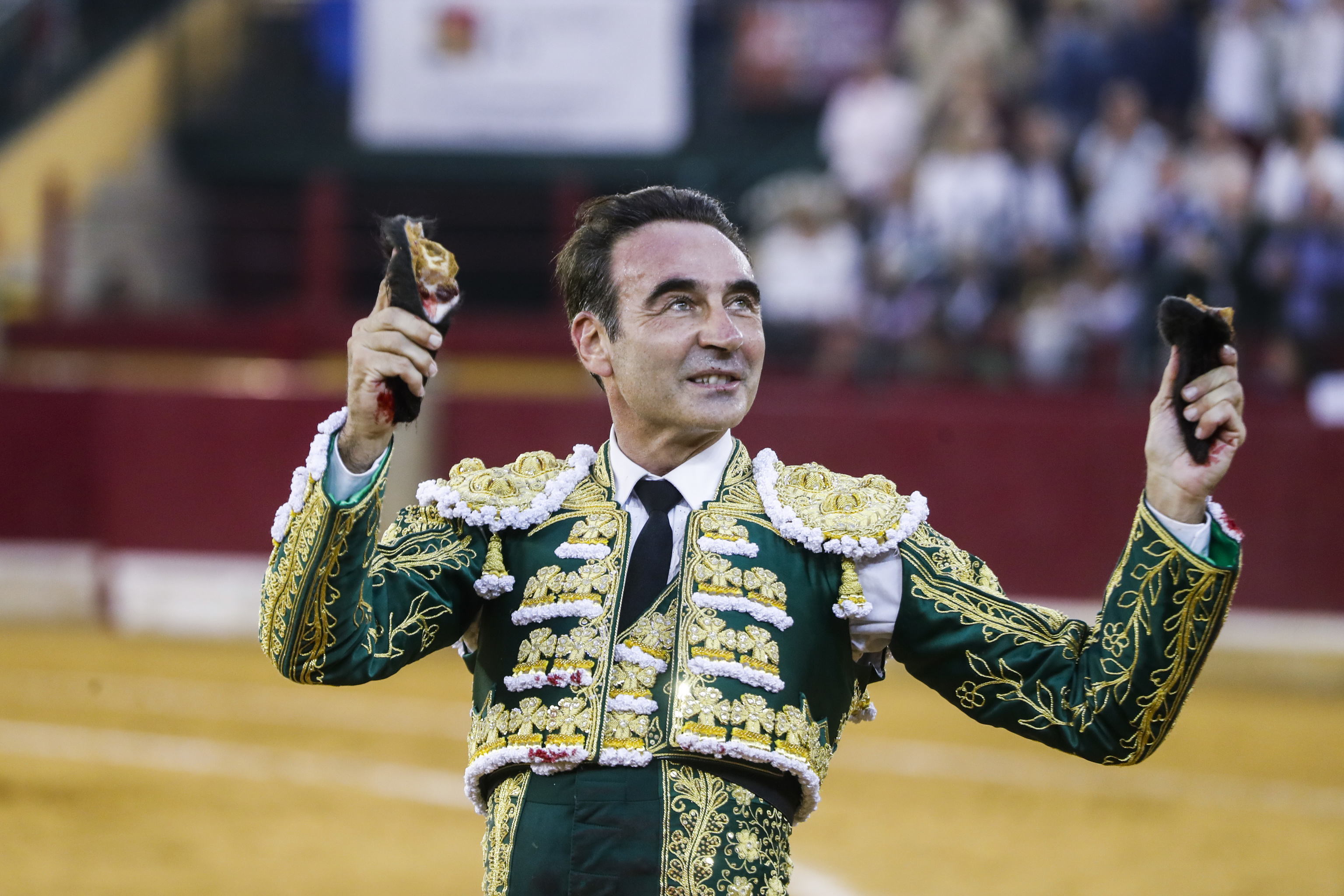 Enrique Ponce, tras su corrida en la Feria del Pilar en Zaragoza.