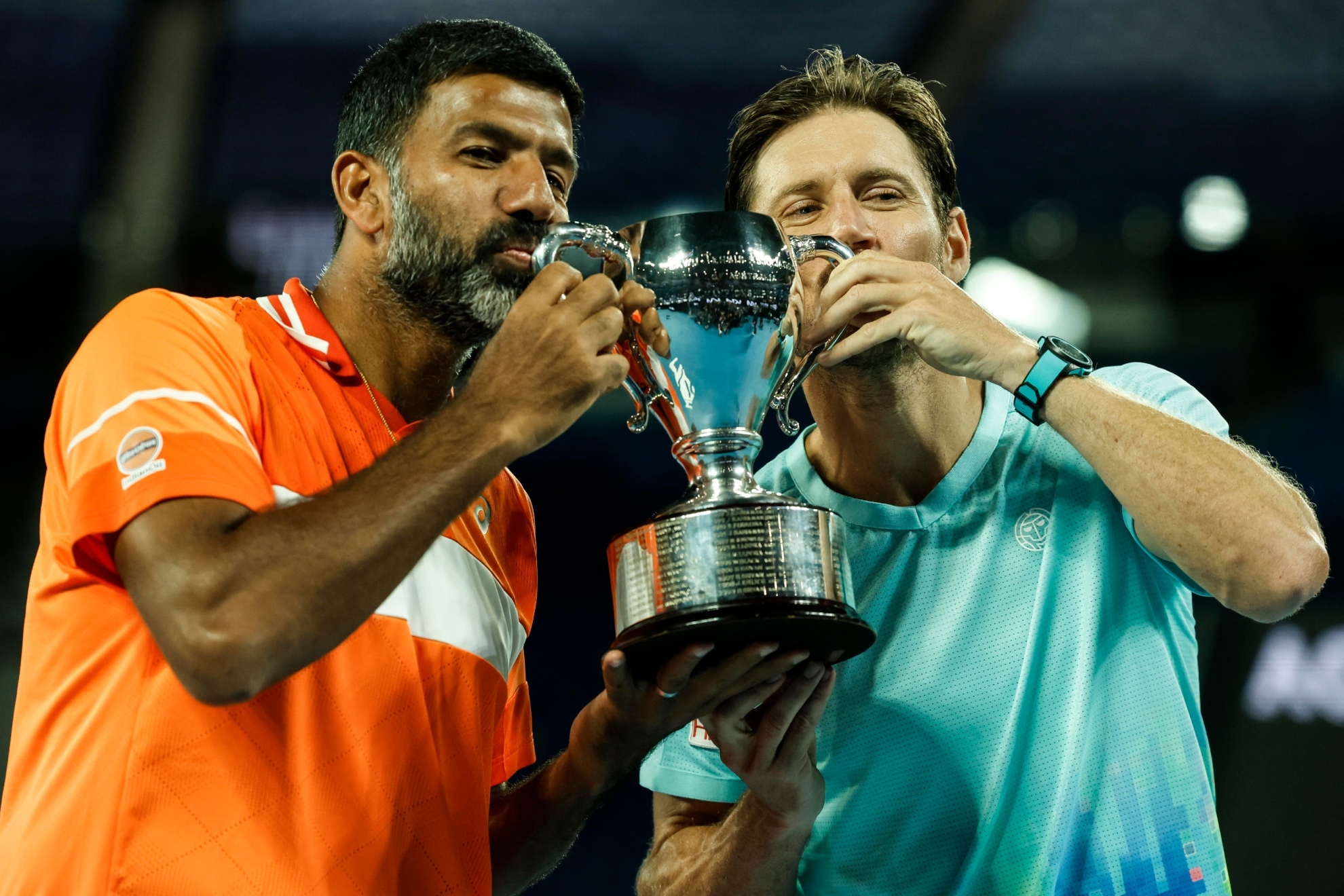 Bopanna y Ebden, con el trofeo