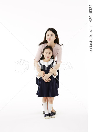 Mom, Daughter, Family 42646323