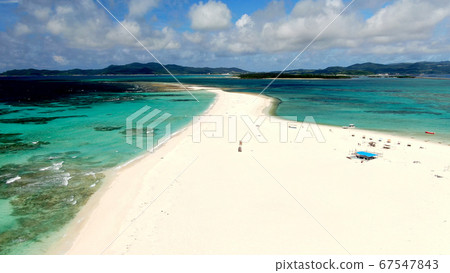 The beach at the end of Kume Island 67547843