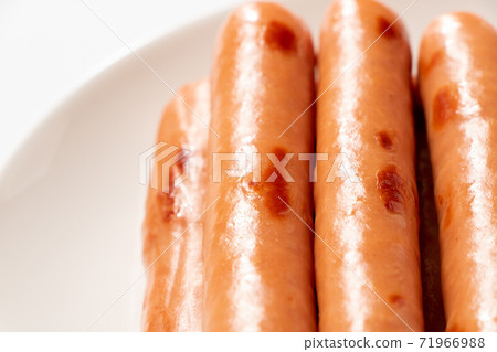 Vienna sausage up. (Lightly baked) 71966988