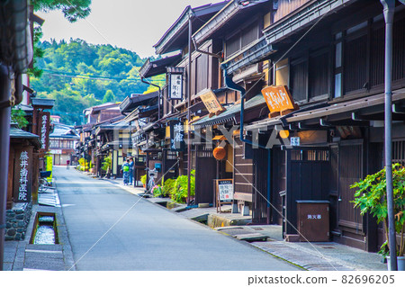 岐阜縣飛驒高山舊街景 82696205