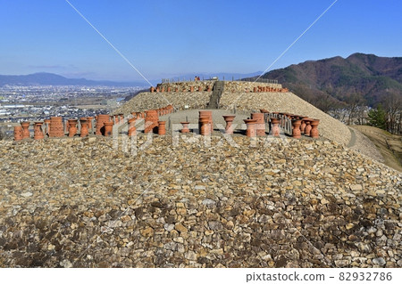 Mori Shogun Tsuka Kofun in Chikuma City, Nagano Prefecture 82932786