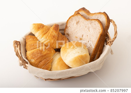 Breakfast bread (croissant barter roll walnut bread) 85207997