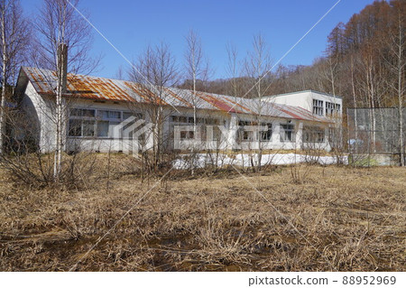 Otaki Village Kitayuzawa Elementary School (closed) 88952969