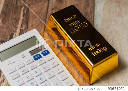 Gold ingot Gold and calculator 93671051