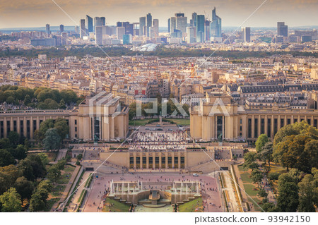 Trocadero and La Defense parisian roofs at sunrise Paris, France 93942150