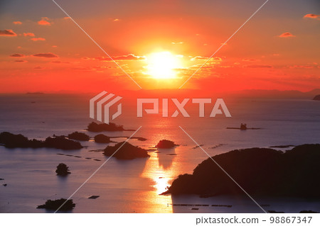 [Nagasaki Prefecture] Kujukushima Sunset (Sasebo Ishidake Observatory) 98867347