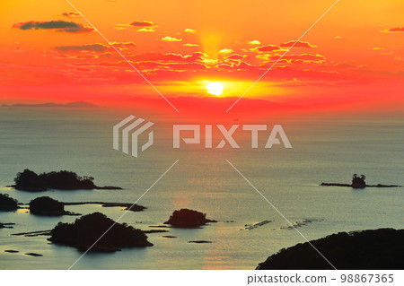 [Nagasaki Prefecture] Kujukushima Sunset (Sasebo Ishidake Observatory) 98867365