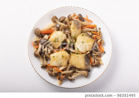 Sautéed Cod with Butter and Soy Sauce 98381495