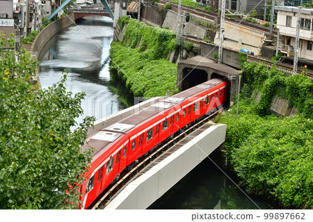 Ochanomizu Marunouchi Line Kanda River 99897662