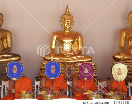 Monk and Golden Buddha wat pho 1341388