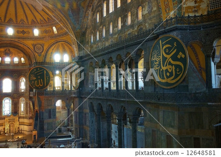 Inside of Turkey · Istanbul Ayasofia 12648581