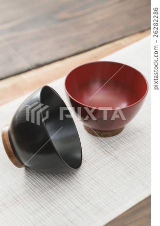 lacquerware 26282286