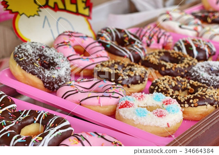 donuts at street food 34664384