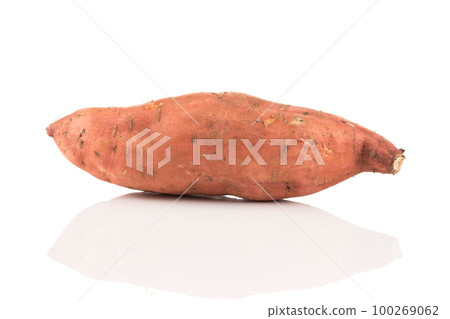 Sweet potato on the white background 100269062