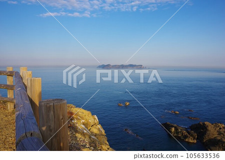 Anan City, Tokushima Prefecture Looking toward Ijima, Maejima, and Tanagojima from Gamoda Cape 105633536