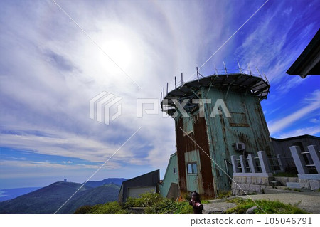 The former site of the radar site on Mt. Kimboku and the sun 105046791