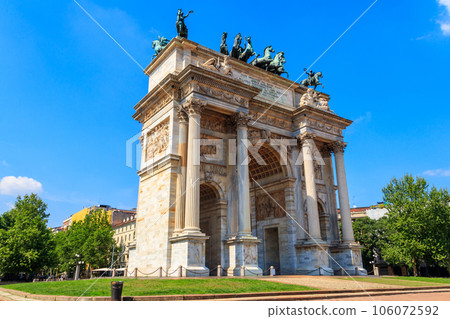 Arch of Peace in Sempione Park, Milan, Lombardy, Italy 106072592