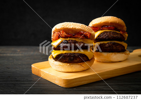 hamburger or beef burgers with cheese and bacon 112687237