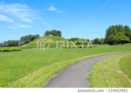 Sakitama Burial Mounds, Gyoda City, Saitama Prefecture 114652991